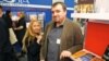 Scriitorii Doina Uricariu și Lucian Dan Teodorovici la Tîrgul Internațional de Carte de la Frankfurt pe Main