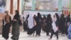 معاون سفارت امریکا برای افغانستان به تلاش‌ها در زمینه باز شدن مکاتب دختران تاکید کرد 