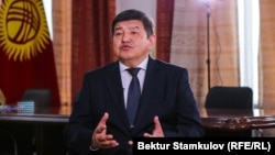 Акылбек Жапаров. 