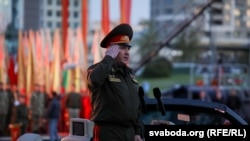 Міністар Віктар Хрэнін на рэпэтыцыі параду 8 траўня 2020