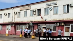 Otpravnici vozova Željezničke infrastrukture Crne Gore obustavili rad i željeznički saobraćaj. Podgorica, 22. avgust 2025.