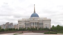 Чаро баъзе русҳоро ба Қазоқистон роҳ намедиҳанд?
