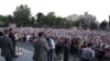 Armenia - Opposition leader Levon Ter-Petrosian speaks at a rally in Yerevan, 30Jun2011.