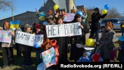 Акція «Жінки Криму – за мир» у Кам'янці, 3 березня 2014 року