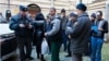 Нелегальных мигрантов в России будут ловить «народные дружинники»