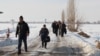 Жители Барака.