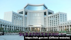 Столица Туркменистана Ашхабад. 