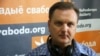 «Адбірае ў людзей грошы і нахабна сьцьвярджае, што людзі гэта ўхваляюць...»