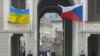 Офіційна церемонія зустрічі Віктора Ющенка з дружиною у Празькому Граді, 24 березня 2009 р.