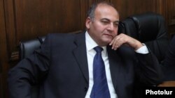 Վիկտոր Դալլաքյան, արխիվ