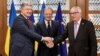 Зліва направо: президент України Петро Порошенко, президент Європейської ради Дональд Туск і президент Єврокомісії Жан-Клод Юнкер. Брюссель, 9 липня 2018 року
