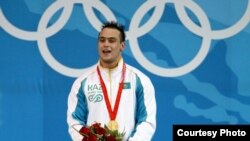Илья Ильин, казахстанский тяжелоатлет, олимпийский чемпион Олимпийских игр в Пекине 2008 года.