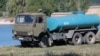 «Забули про прання, городи засохли». Села у Криму залишилися без води