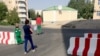 Aşgabat: Olimpiýa şäherçesiniň daşyndaky etrapçalaryň ähli ýollarynda böwet goýuldy 
