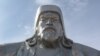 Статуя Чингисхана. Монголия, 23 сентября 2009 года.