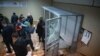 Наслідки сутичок у залі засідання суду, де проходив розгляд справи щодо керівника організації «Добровольчий рух ОУН» Миколи Коханівського, Київ, 24 жовтня 2017 рік