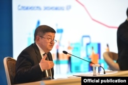 Акылбек Жапаров на пресс-конференции по итогам 2021 года. Бишкек. 15 февраля 2022 года.