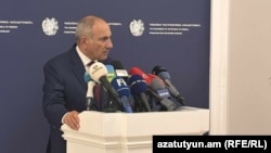 Nikol Paşinyan