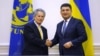 Прем'єр-міністр України Володимир Гройсман і перший заступник директора-розпорядника МВФ Дейвід Ліптон. Київ, 13 вересня 2017 року (ілюстраційне фото)