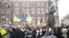 Під час церемонії відкриття пам’ятника Тарасові Шевченку. 25 березня 2009 р.