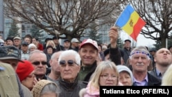 Around 2,000 protesters are believed to have turned out for the demonstration in Chisinau on April 5. 